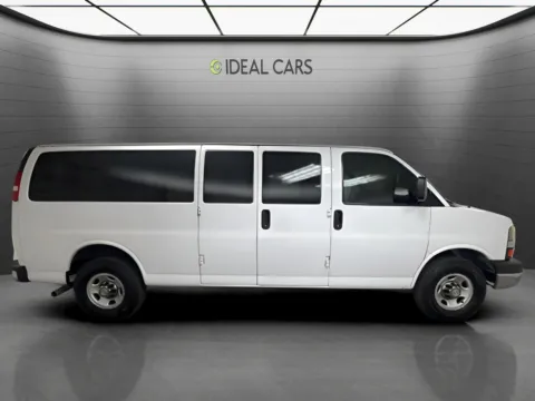 More photos of 2015 Chevrolet Express LT 3500 at Main St. - Service Center, AZ