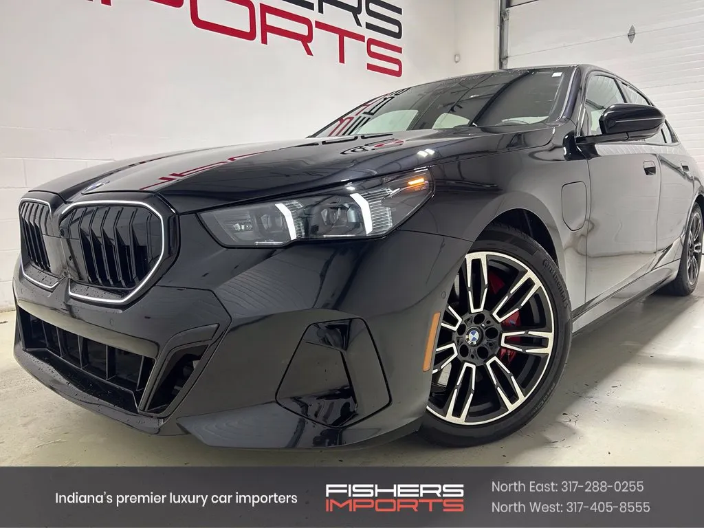 Black 2026 BMW 5 Series 550e xDrive for sale in Fishers, IN