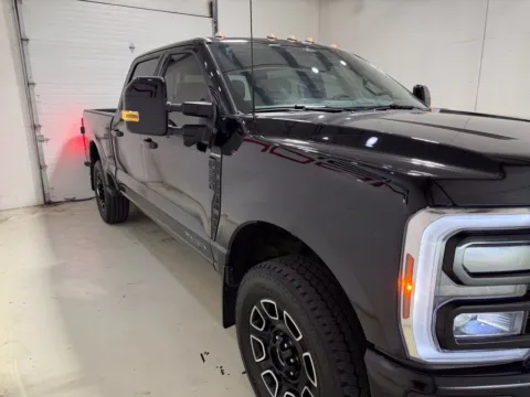 More photos of 2026 Ford F-250SD Platinum at Fishers Imports - North East, IN