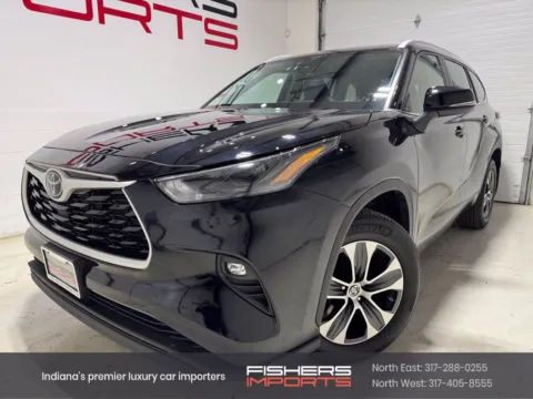 Black 2023 Toyota Highlander XLE for sale in Fishers, IN