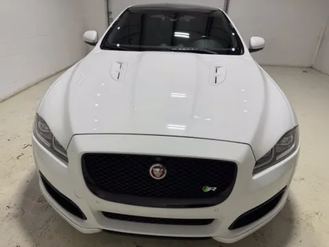 More photos of 2016 Jaguar XJ R LWB at Fishers Imports - North East, IN