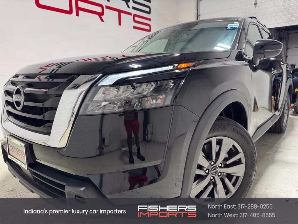 Black 2023 Nissan Pathfinder SV for sale in Fishers, IN