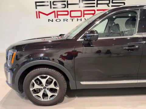 More photos of 2022 Kia Telluride EX at Fishers Imports - North West, IN