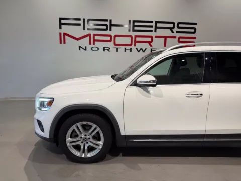 More photos of 2021 Mercedes-Benz GLB 250 at Fishers Imports - North West, IN