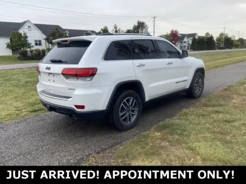 More photos of 2020 Jeep Grand Cherokee Limited at Noblesville Imports, IN