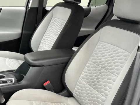 More photos of 2019 Chevrolet Equinox LT at Noblesville Imports, IN