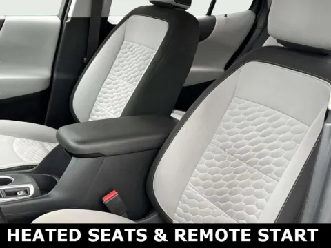 More photos of 2019 Chevrolet Equinox LT at Noblesville Imports, IN