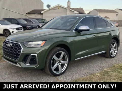 Green 2022 Audi SQ5 Sportback Premium Plus for sale in Noblesville, IN