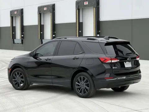 More photos of 2023 Chevrolet Equinox RS at Noblesville Imports, IN