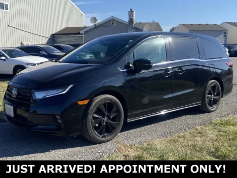 Black 2023 Honda Odyssey Sport for sale in Noblesville, IN