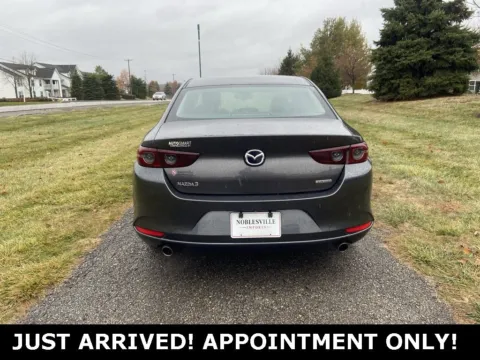 More photos of 2019 Mazda Mazda3 Sedan w/Select Pkg at Noblesville Imports, IN