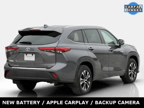Photos of 2020 Toyota Highlander Hybrid XLE for sale in Noblesville, IN at Noblesville Imports