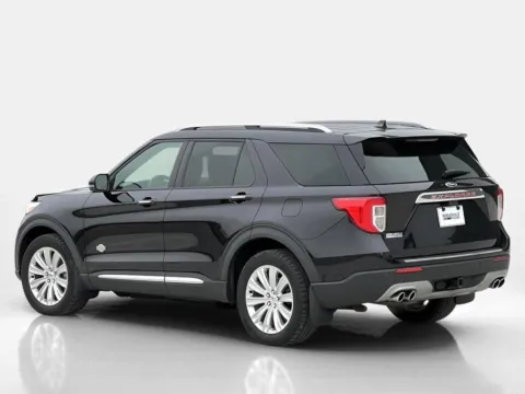 More photos of 2021 Ford Explorer King Ranch at Noblesville Imports, IN