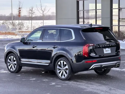 More photos of 2021 Kia Telluride S at Noblesville Imports, IN