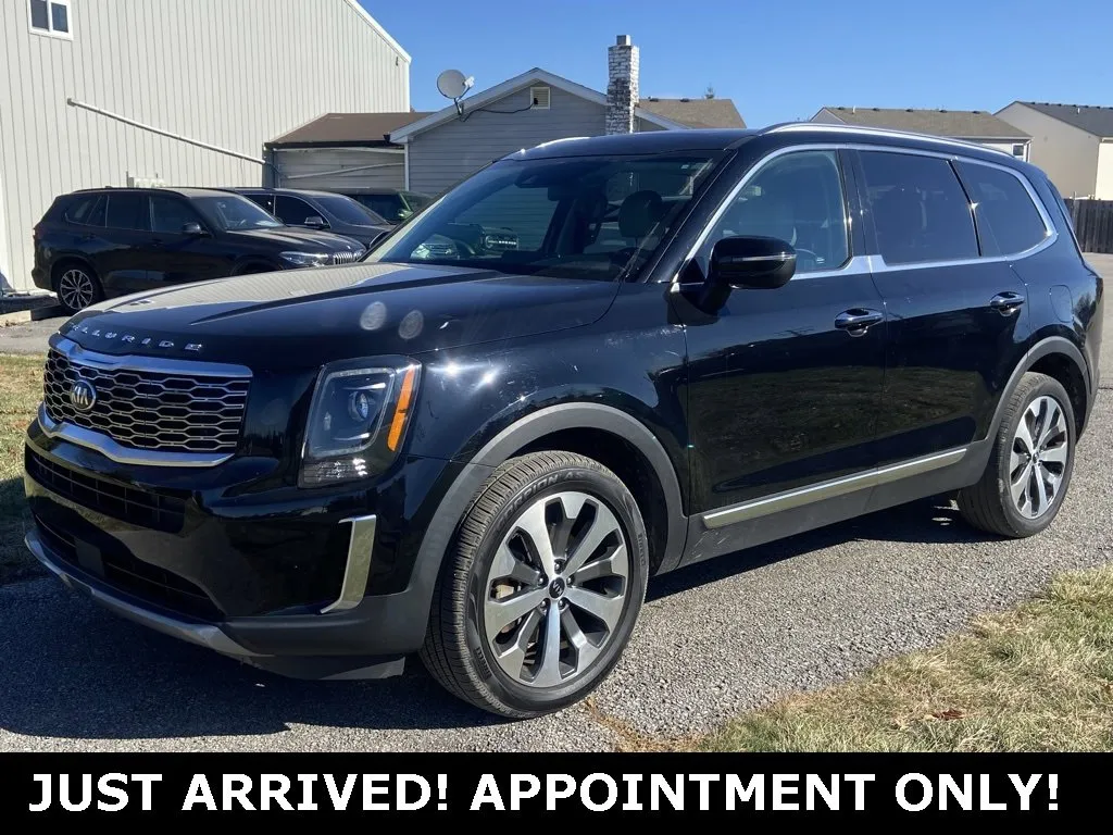Black 2021 Kia Telluride S for sale in Noblesville, IN