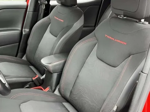More photos of 2019 Jeep Renegade Trailhawk at Noblesville Imports, IN