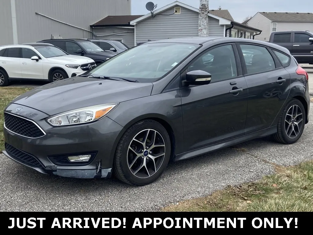 Gray 2016 Ford Focus SE for sale in Noblesville, IN
