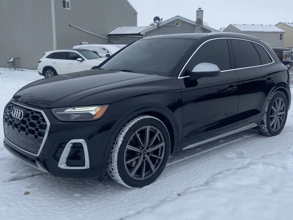 Black 2022 Audi SQ5 Premium Plus for sale in Noblesville, IN