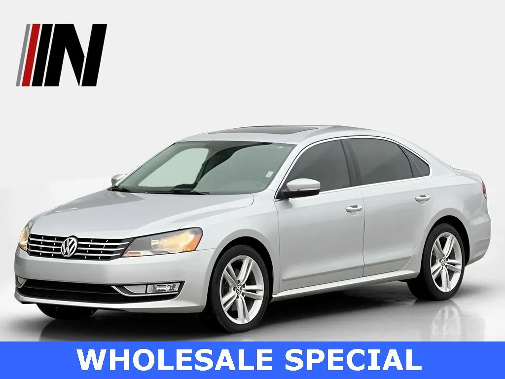 2015 Volkswagen Passat SEL Premium's photo