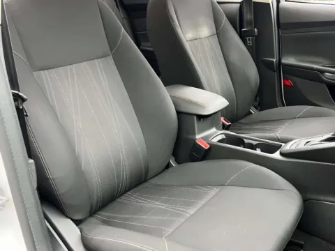 More photos of 2018 Ford Focus SE at Noblesville Imports, IN