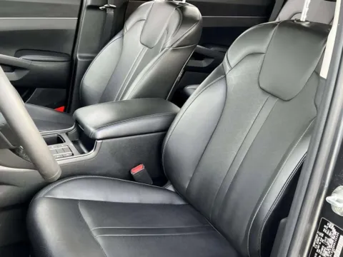 More photos of 2022 Kia Sorento X-Line S at Noblesville Imports, IN