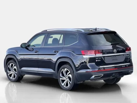 More photos of 2023 Volkswagen Atlas 3.6L V6 SEL at Noblesville Imports, IN