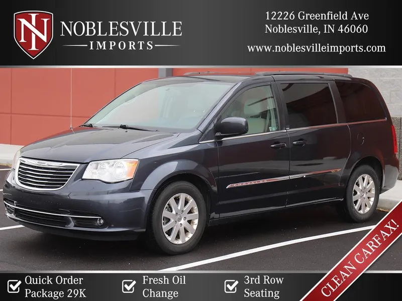 Used 2013 Chrysler Town Country Touring for sale in Noblesville