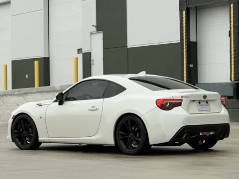 More photos of 2017 Toyota 86 at Noblesville Imports, IN