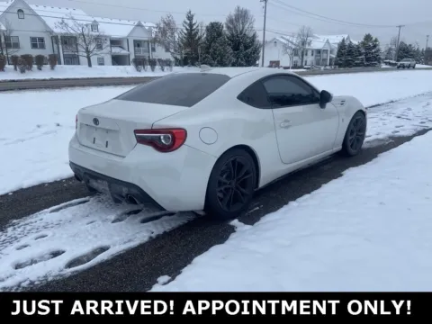 More photos of 2017 Toyota 86 at Noblesville Imports, IN