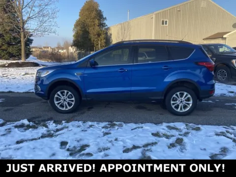 Photos of 2019 Ford Escape SEL for sale in Noblesville, IN at Noblesville Imports