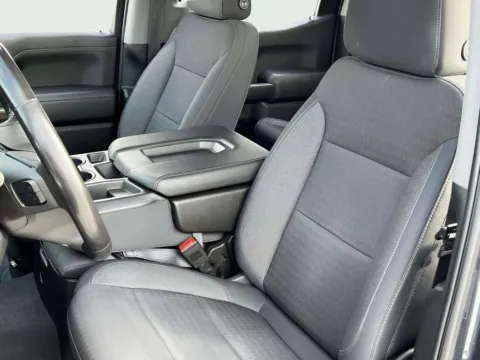 More photos of 2019 Chevrolet Silverado 1500 LT at Noblesville Imports, IN