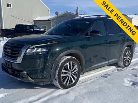 Black 2022 Nissan Pathfinder Platinum for sale in Noblesville, IN