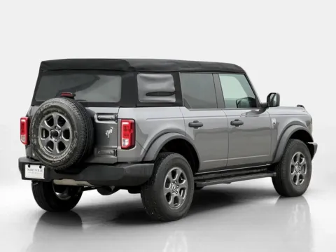 More photos of 2022 Ford Bronco Big Bend at Noblesville Imports, IN