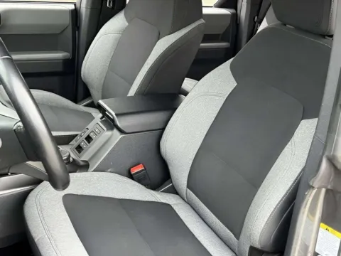 More photos of 2022 Ford Bronco Big Bend at Noblesville Imports, IN