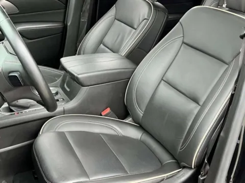 More photos of 2023 Chevrolet Traverse Premier at Noblesville Imports, IN