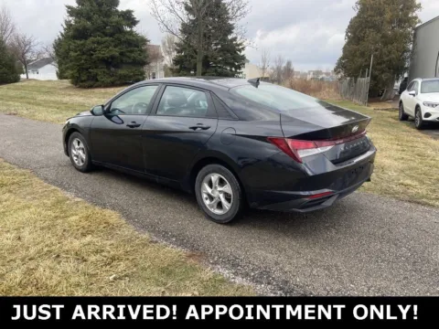 Another view of 2021 Hyundai Elantra SE for sale in Noblesville, IN at Noblesville Imports
