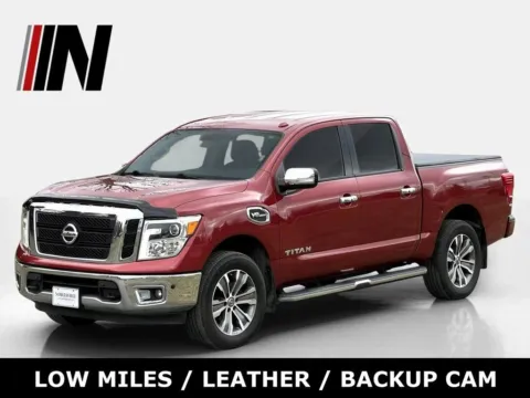 Red 2017 Nissan Titan SL for sale in Noblesville, IN