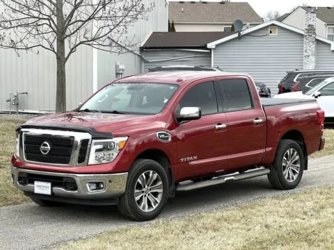 Red 2017 Nissan Titan SL for sale in Noblesville, IN