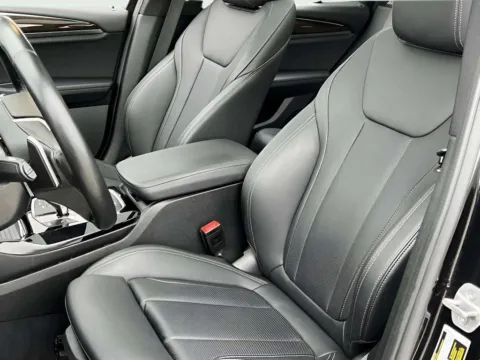 More photos of 2022 BMW X3 xDrive30i at Noblesville Imports, IN