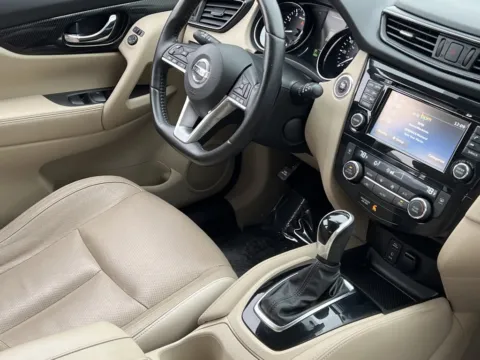 Another view of 2017 Nissan Rogue SL for sale in Noblesville, IN at Noblesville Imports