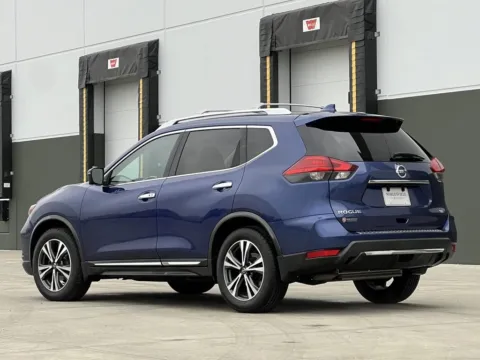 Photos of 2017 Nissan Rogue SL for sale in Noblesville, IN at Noblesville Imports