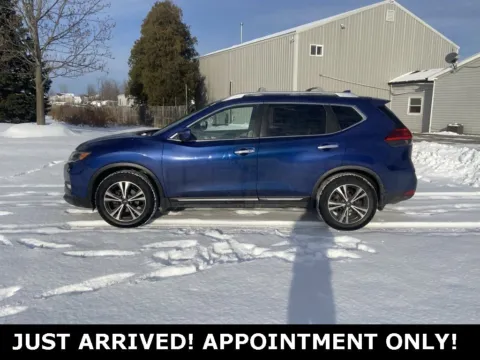 Photos of 2017 Nissan Rogue SL for sale in Noblesville, IN at Noblesville Imports