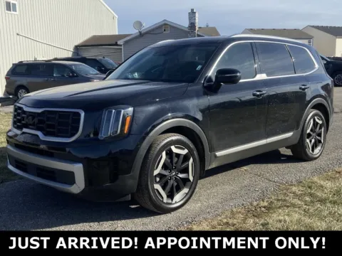Black 2023 Kia Telluride S for sale in Noblesville, IN