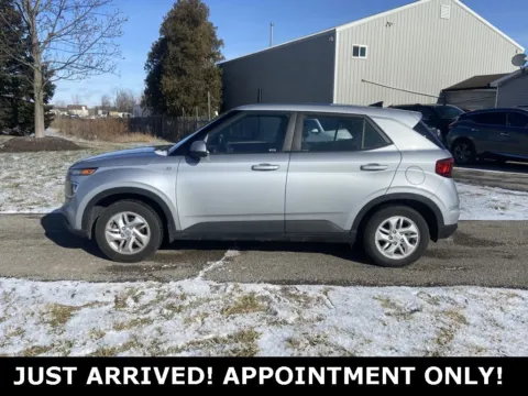 Photos of 2022 Hyundai Venue SE for sale in Noblesville, IN at Noblesville Imports