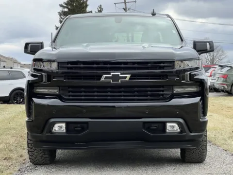 More photos of 2020 Chevrolet Silverado 1500 RST at Noblesville Imports, IN