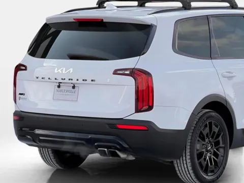 More photos of 2022 Kia Telluride SX at Noblesville Imports, IN