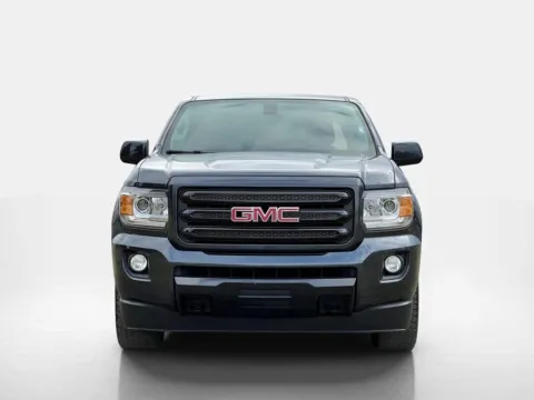 More photos of 2018 GMC Canyon 4WD All Terrain w/Cloth at Noblesville Imports, IN