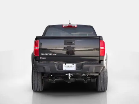 More photos of 2018 Chevrolet Colorado 4WD ZR2 at Noblesville Imports, IN