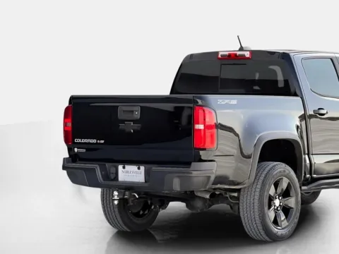 More photos of 2018 Chevrolet Colorado 4WD ZR2 at Noblesville Imports, IN