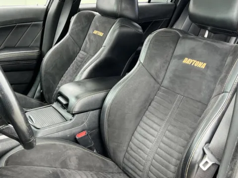 More photos of 2018 Dodge Charger Daytona 392 at Noblesville Imports, IN